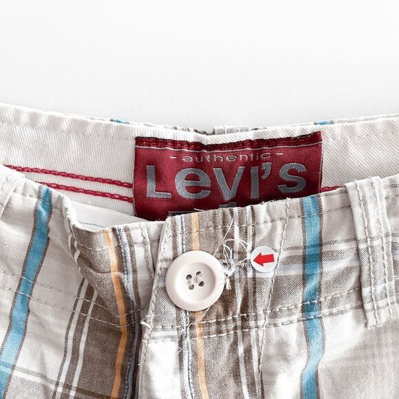 Levi's Mens Shorts Authentic Red Tab Plaid Pattern Zip Casual Multicolored Sz 31 - Picture 9 of 9